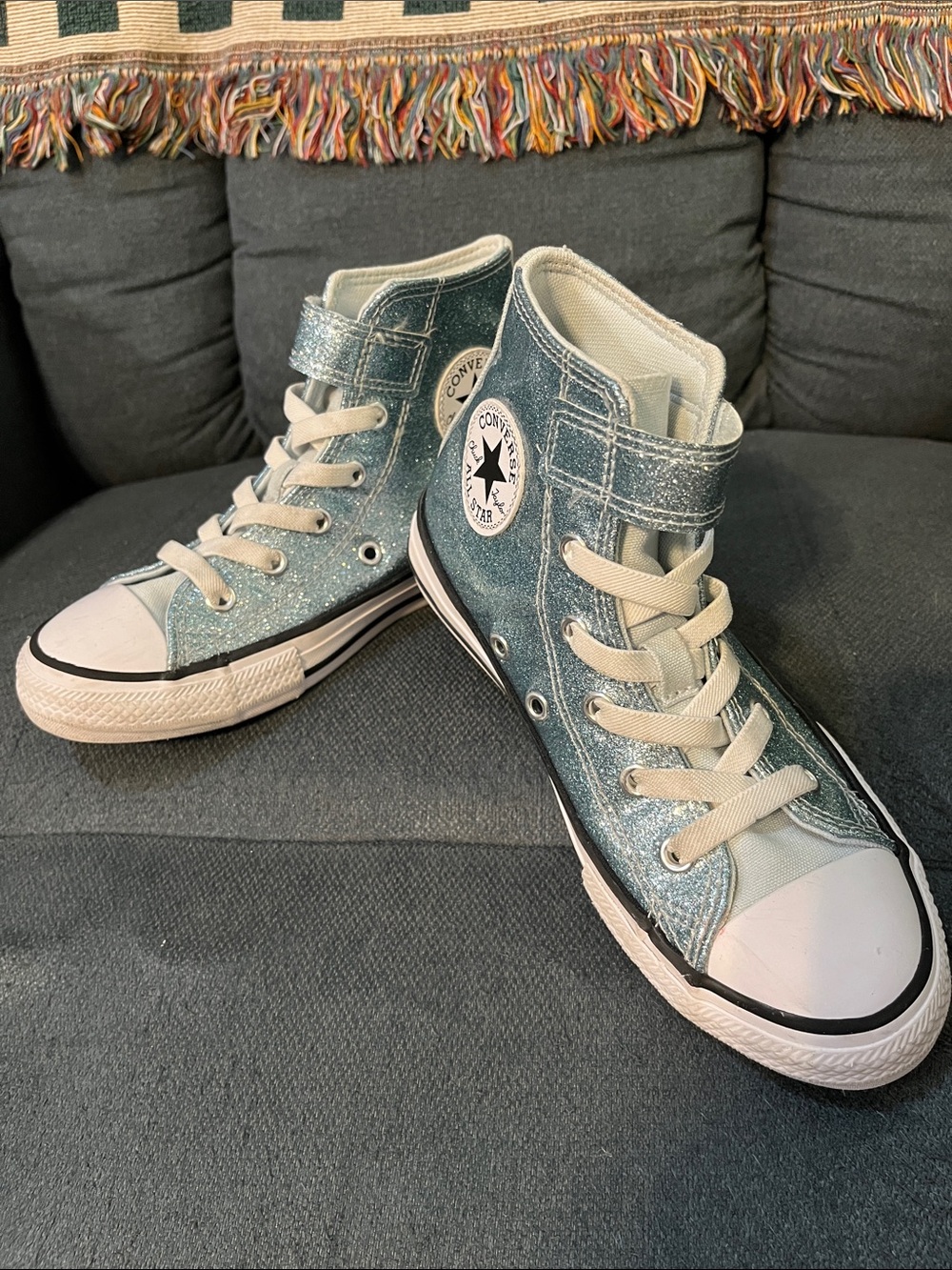 Converse Girls Glitter High-Top Sneakers in Shimmery Teal Sz 1…Like New
